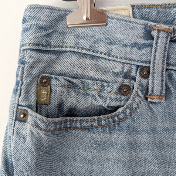Abercrombie & Fitch Light Blue Straight Leg Jeans - Picture 6 of 10